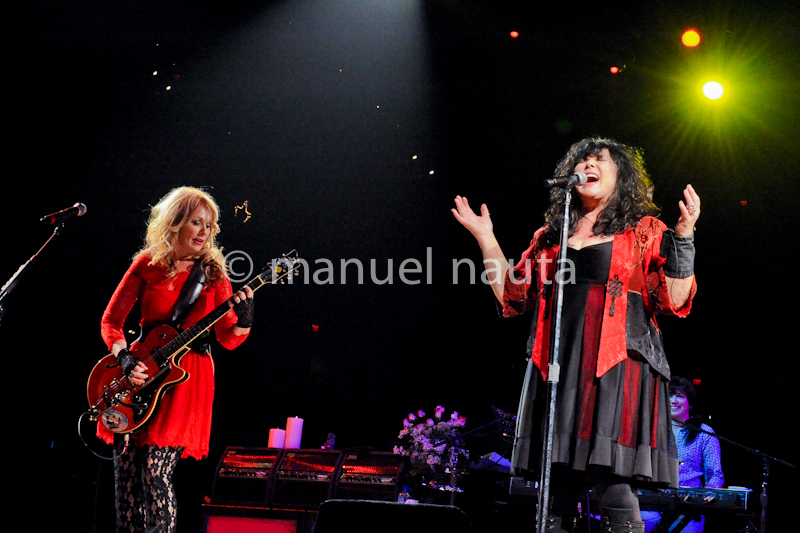 Nancy Wilson (L) and Ann Wilson of Heart perform in concert as part of the San Antonio Stock Show and Rodeo / February 14, 2014 in San Antonio, Texas.
