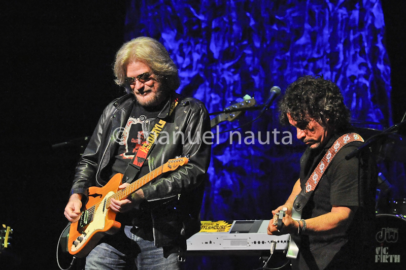 Daryl Hall (L) and John Oates (R)  of Hall & Oates perform in concert at ACL Live at Moody Theater on February 23, 2014 in Austin, Texas - USA