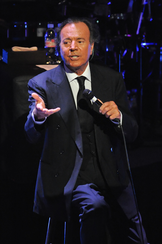 Julio Iglesias at ACL Live in Austin Texas © Manuel Nauta