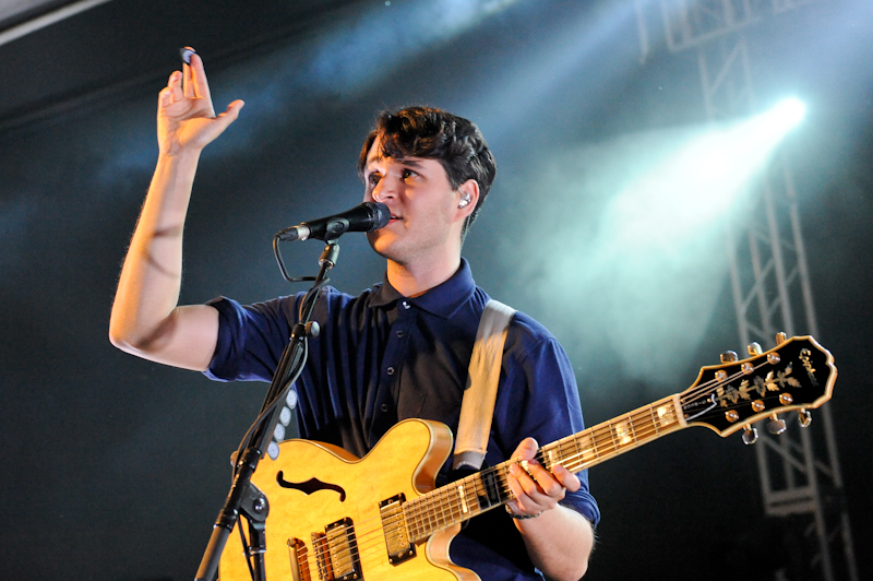 Ezra Koenig with Vampire Weekend at Stubb's / Photo © Manuel Nauta