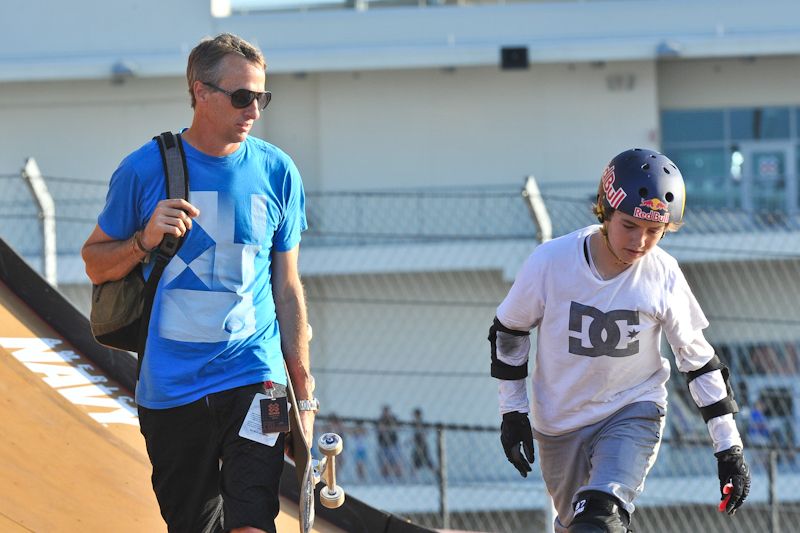 Tony Hawk (L) and Gold Medalist Tom Schaar at Skateboard Big Air / Photo © Manuel Nauta