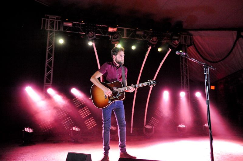 Michael David Rosenberg, known by his stage name Passenger at Stubb's / Photo © Manuel Nauta