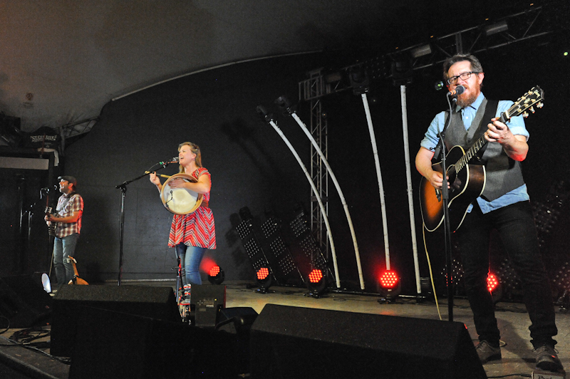 (L-R) Phil Churchill, Geraldine Hollett, and Andrew Dale with The Once at Stubb's / Photo © Manuel Nauta