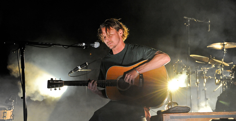 Ben Howard performs in concert at Austin Music Hall on January 16, 2015 in Austin, Texas. Photo © Manuel Nauta