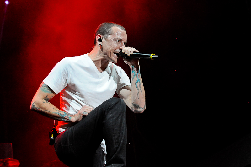 Chester Bennington of Linkin Park performs onstage during River City Rockfest at the AT&T Center on May 24, 2015 in San Antonio, Texas. Photo © Manuel Nauta