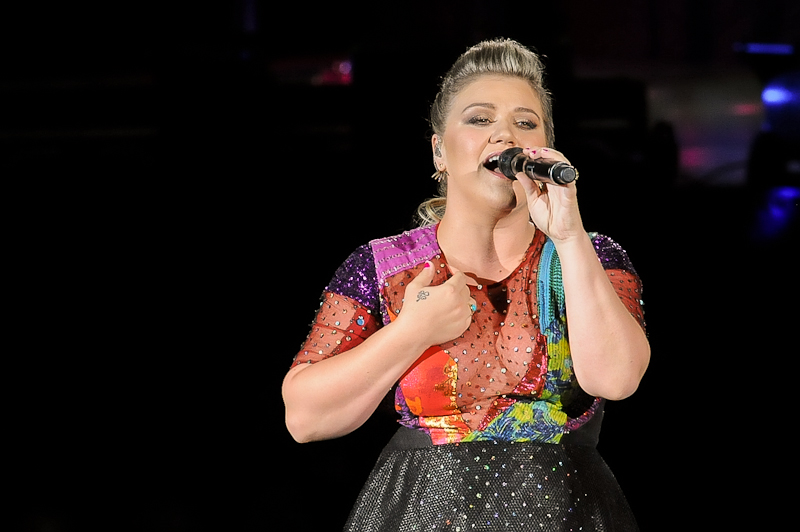 Kelly Clarkson performs at the Austin360 Amphitheater during her Piece by Piece Tour on August 29, 2015 in Austin, Texas. Photo © Manuel Nauta