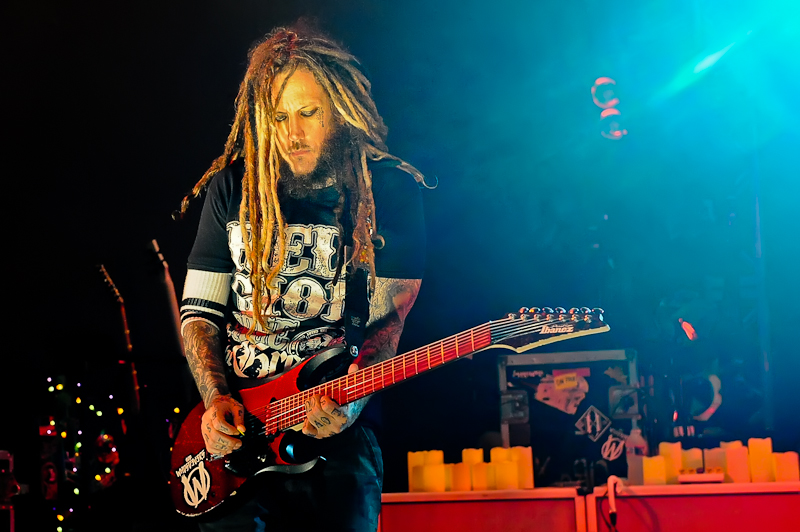 Brian 'Head' Welch with the band KORN performs in concert at Stubb's on October 19, 2015 in Austin, Texas. Photo © Manuel Nauta