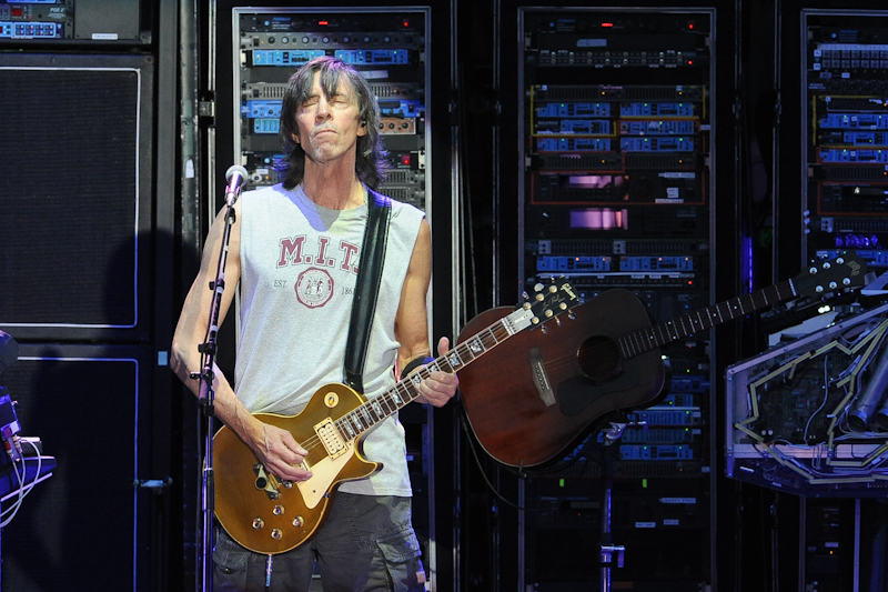 Tom Scholz with the band Boston performs in concert at the Skyline Theater on June 11, 2016 in Austin, Texas. - Photo © Manuel Nauta