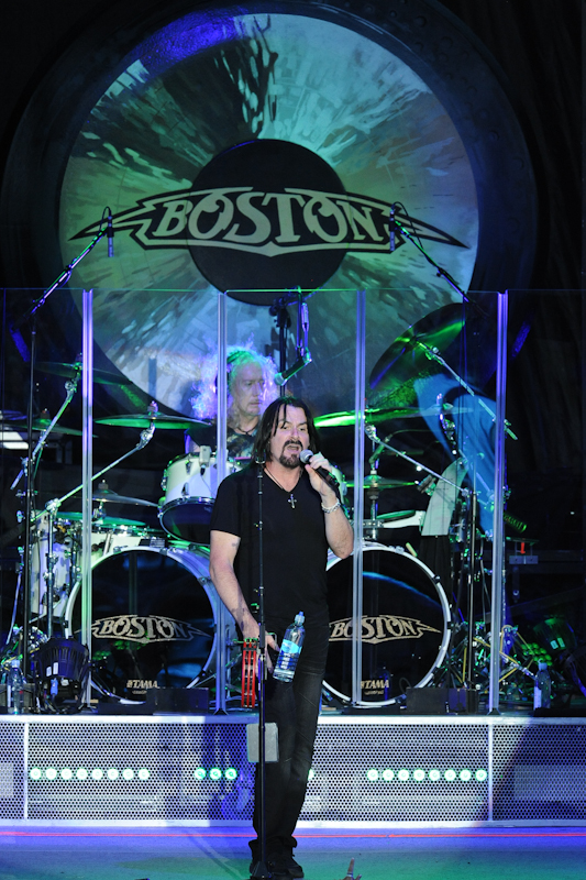 Jeff Neal on drums and Tommy DeCarlo with the band Boston perform in concert at the Skyline Theater on June 11, 2016 in Austin, Texas. Photo © Manuel Nauta