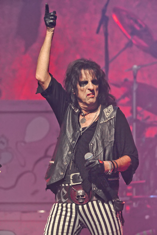 Alice Cooper performs in concert at ACL Live at Moody Theater on August 21, 2016 in Austin, Texas. Photo © Manuel Nauta
