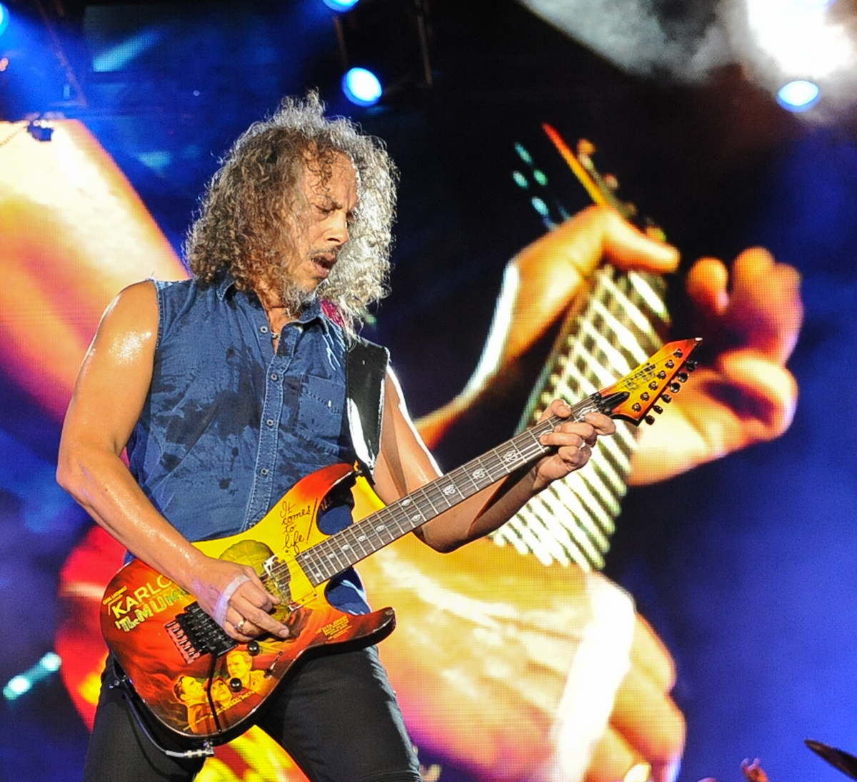 Kirk Hammett of Metallica performs in concert during X Games Austin at Circuit of The Americas on June 6, 2015 in Austin, Texas / Photo © Manuel Nauta