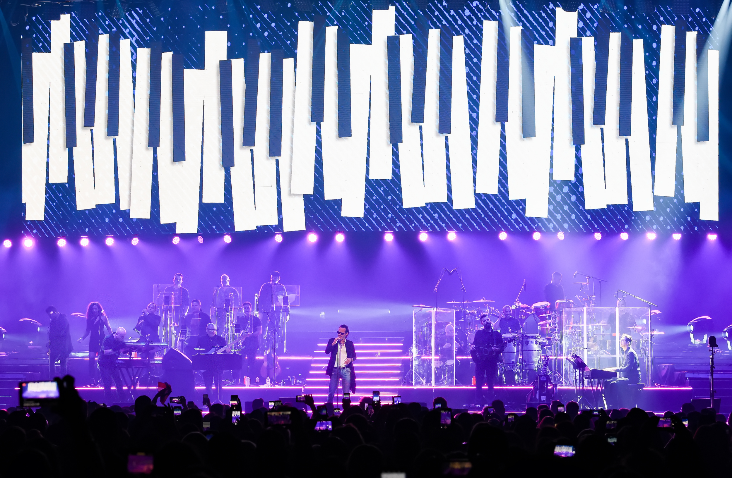 Marc Anthony in concert on the 2020 OPUS tour at the H.E.B. Center on March 1, 2020 in Cedar Park, Texas. Photo © Manuel Nauta