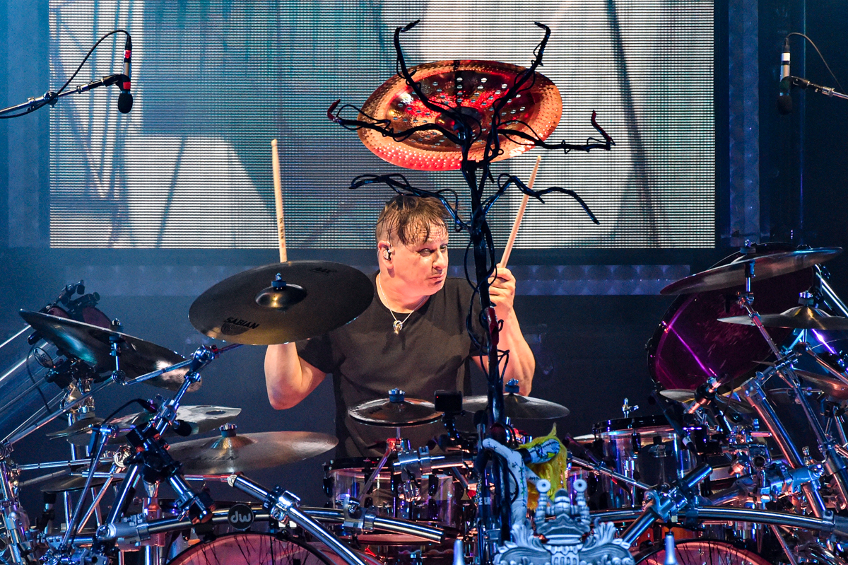 Ray Luzier performs in concert with Korn at the Germania Insurance Amphitheater in Austin, Texas on September 18, 2021. Photo © Manuel Nauta