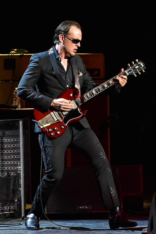 Joe Bonamassa in concert at the Majestic Theatre in San Antonio Texas on October 15, 2021 / Photo © Manuel Nauta